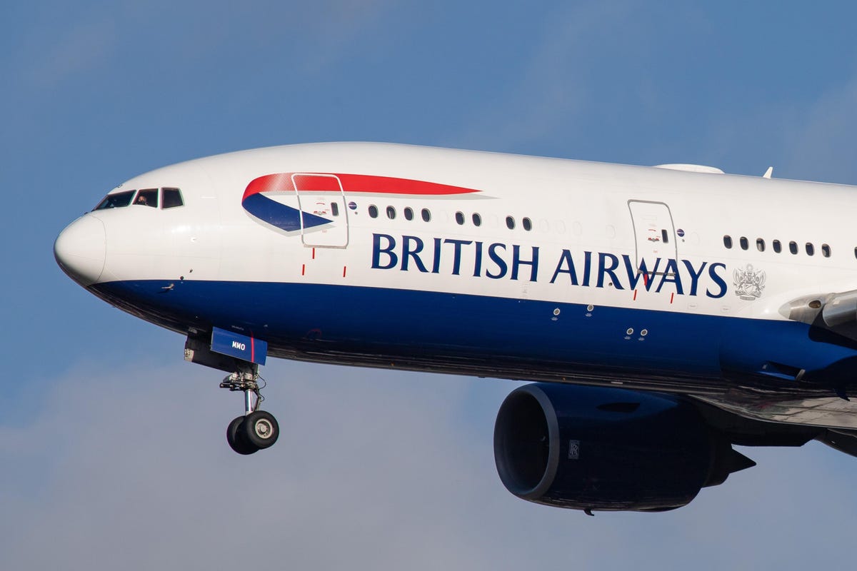 How do I get through to BA customer service?