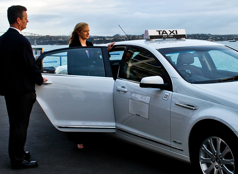 Experience Hassle-Free Taxi Service in Melbourne with MelbourneTaxiCabs