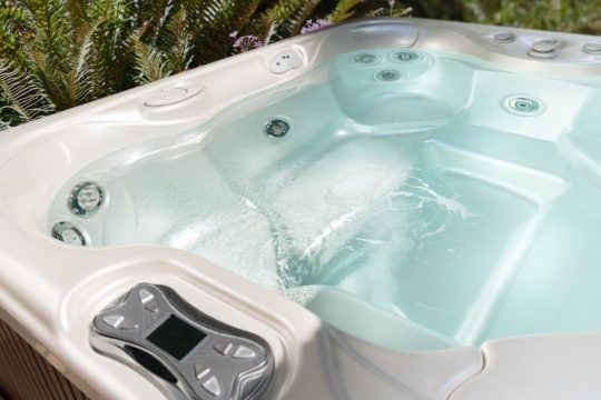 Discover Northern Spas' Hot Tubs for Sale in Vaughan