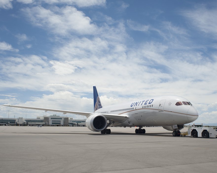 How Can I Talk to a Live Person at United Airlines?