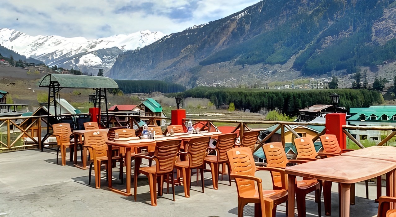 Apple Country Resorts manali