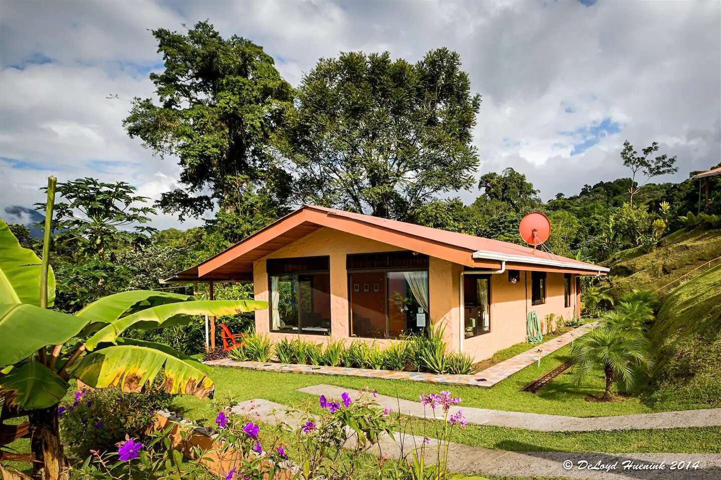Luxury B&B Encantada Guest House in Arenal, Costa Rica