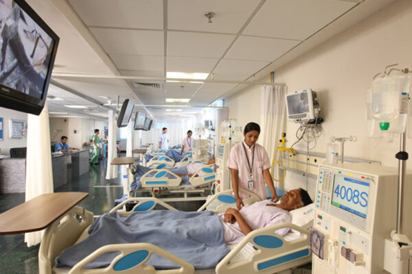 Dialysis Centre – Lifetron Hospital