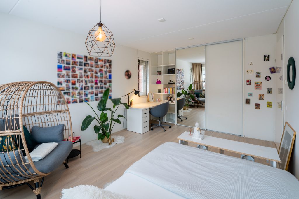 Woningaanbod op een prachtige locatie in Bergschenhoek wordt aangeboden door @Work Makelaardij - Zie Woning Hier!