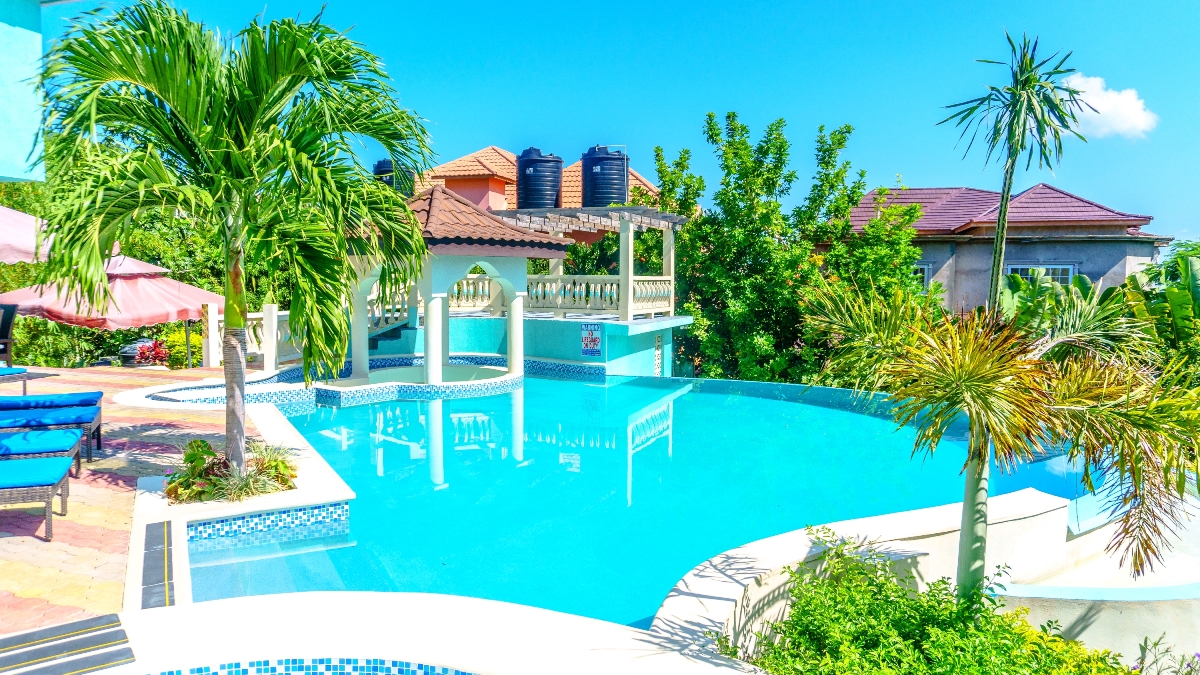 Fully Equipped Vacation Accommodation for Rent in Negril