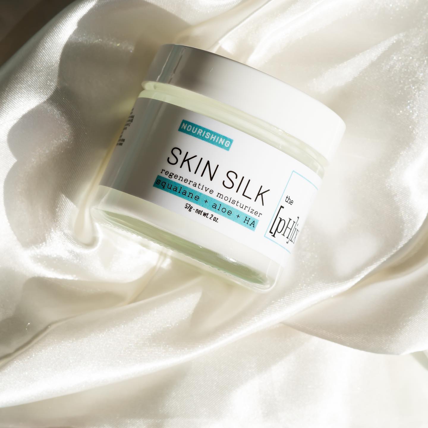 Choose The Best Silk Moisturizer for Dry Skin