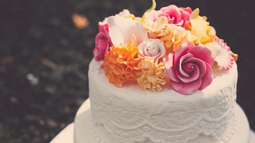 Online wedding cake delivery in Meerut 