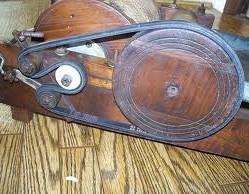 Lawn-Mower-Repair-Changing-the-Belt-of-a-Riding-Mower