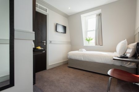 Cozy Single Room in the Heart of London - Mowbray Court Hotel
