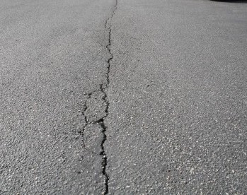 Asphalt Crack Filling