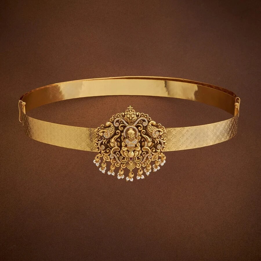 Elegance Embodied: Exquisite Bridal Kamarbandh Jewellery