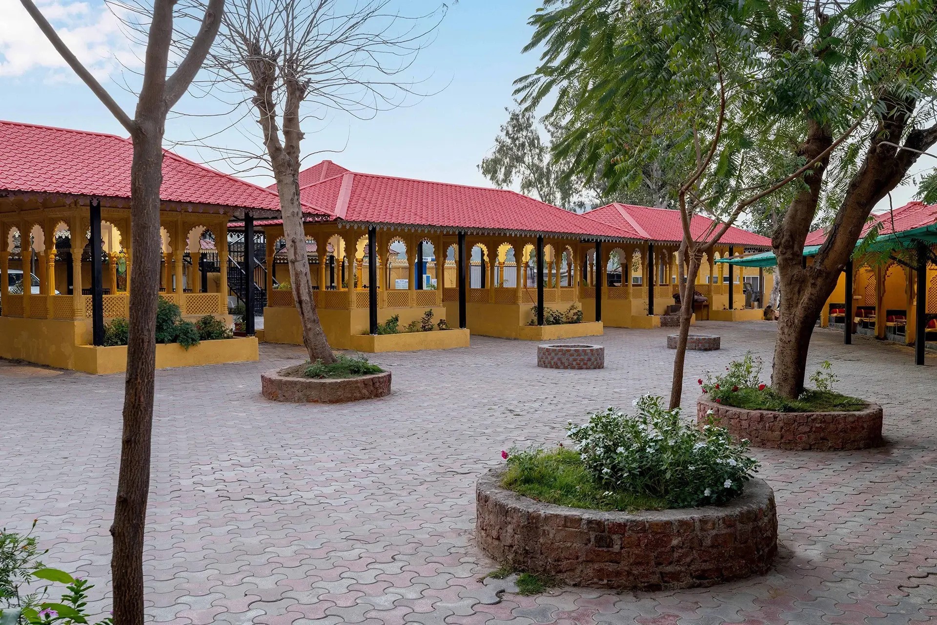 Best resort on the Udaipur-Ahemdabad highway