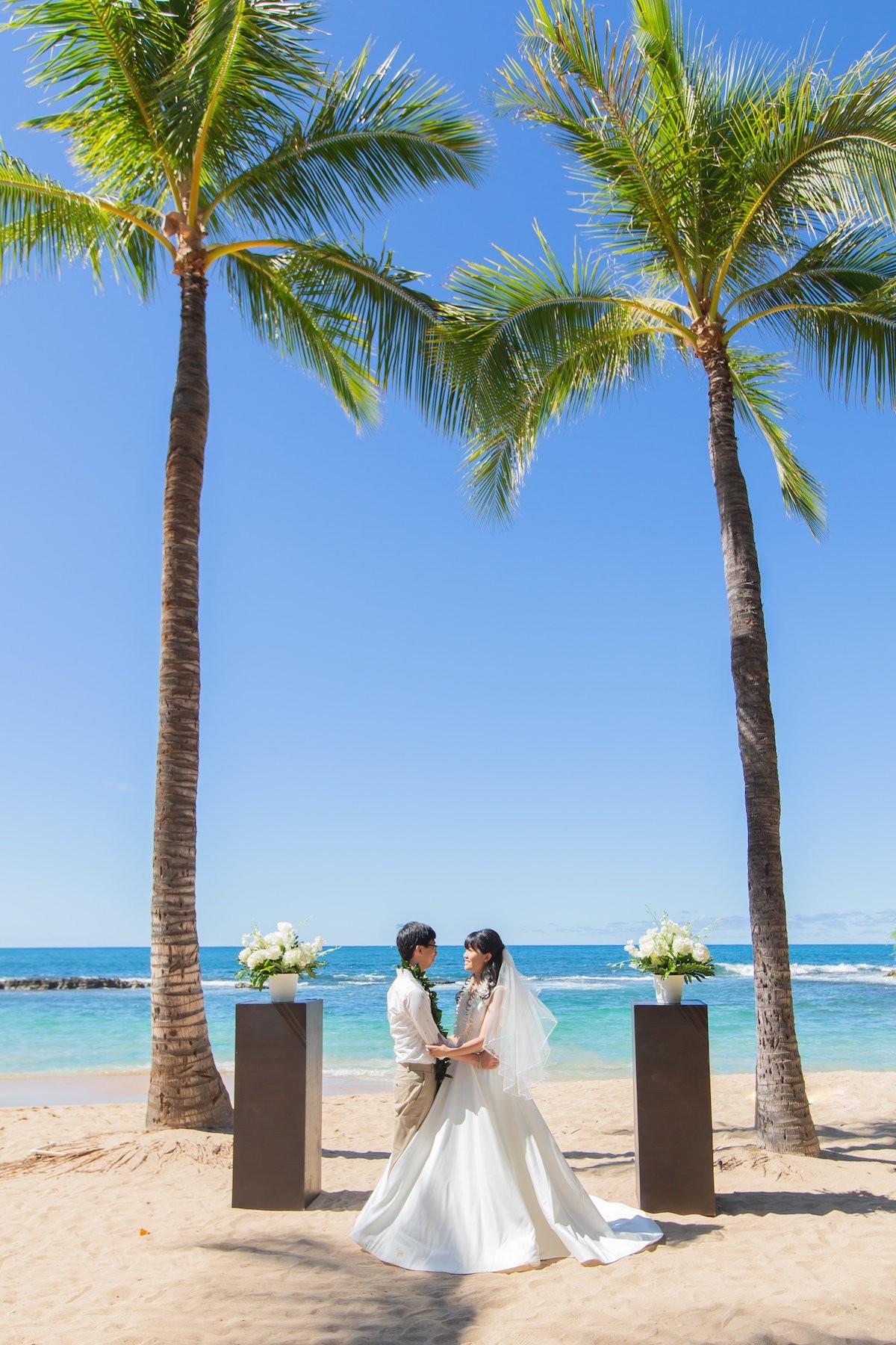 Oahu Wedding Venues - Paradise Cove Luau