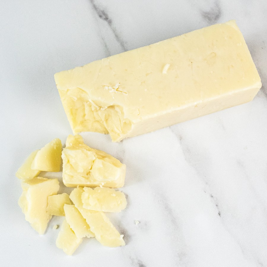 Indulge in the Exquisite Flavors of Artisan Cheese - A Gourmet Delight
