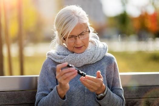 5 Common Signs of Diabetes in Older Adults