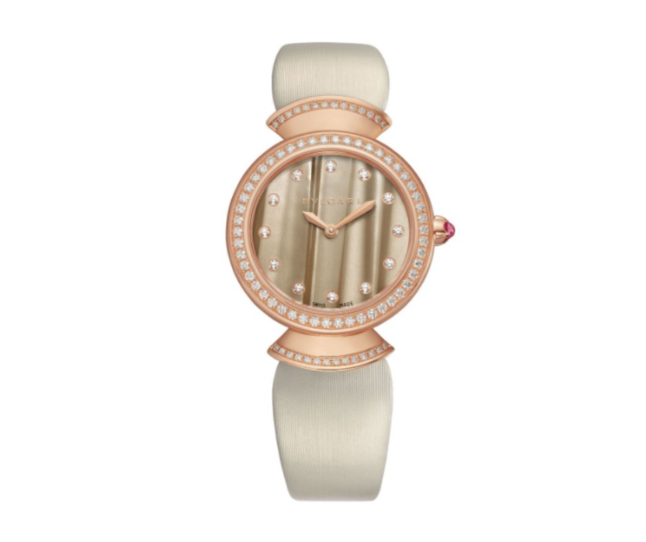 Bvlgari Divas Dream 30 mm Rose gold watch