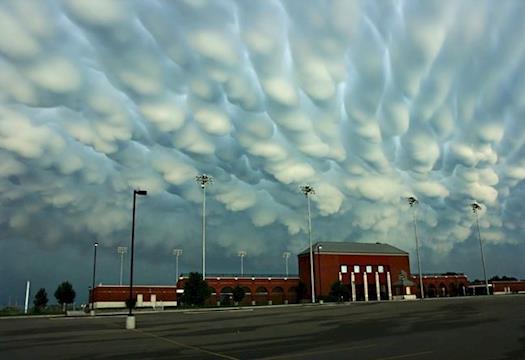 Mammatus Clouds