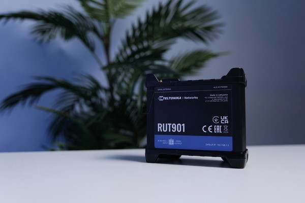 Teltonika RUT901 LTE 4G Router