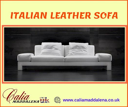 Italian Leather Sofa at best price-Available at Calia Maddlena