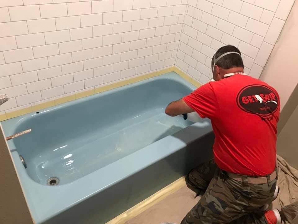Bathtubs Resurfacing Missouri - Get a Grip