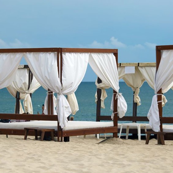 Awning Supplier