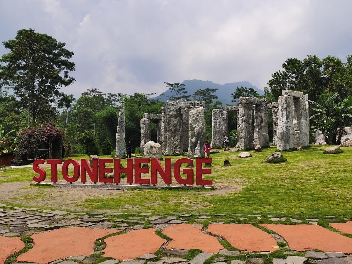 Stonehenge Tour
