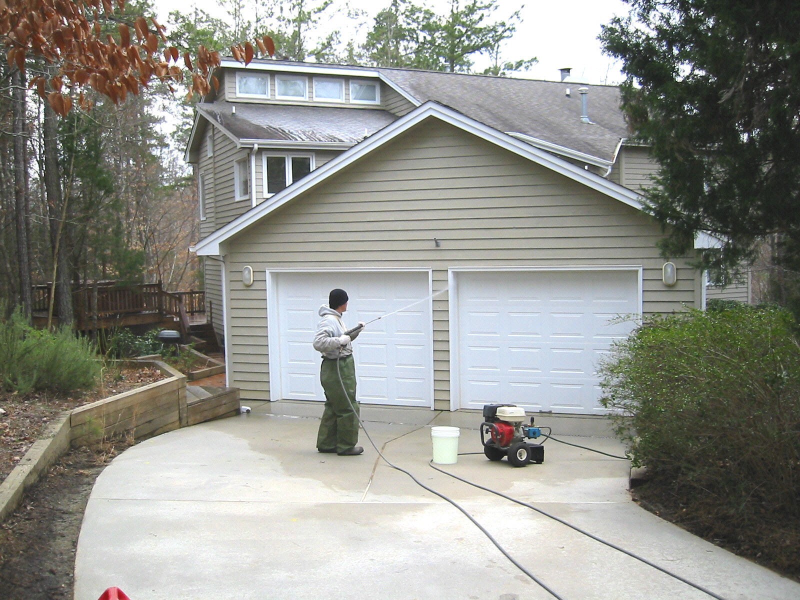 pressure wash Knoxville TN