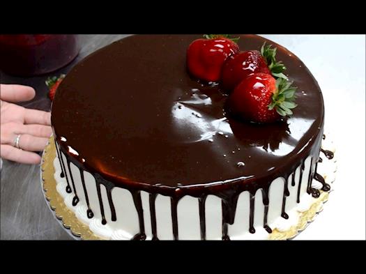 Online Cake Delivery in Delhi via CakenGifts.in