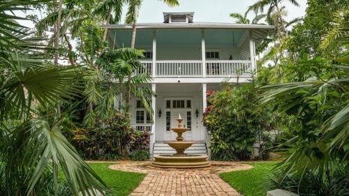 Palm Paradise Real Estate