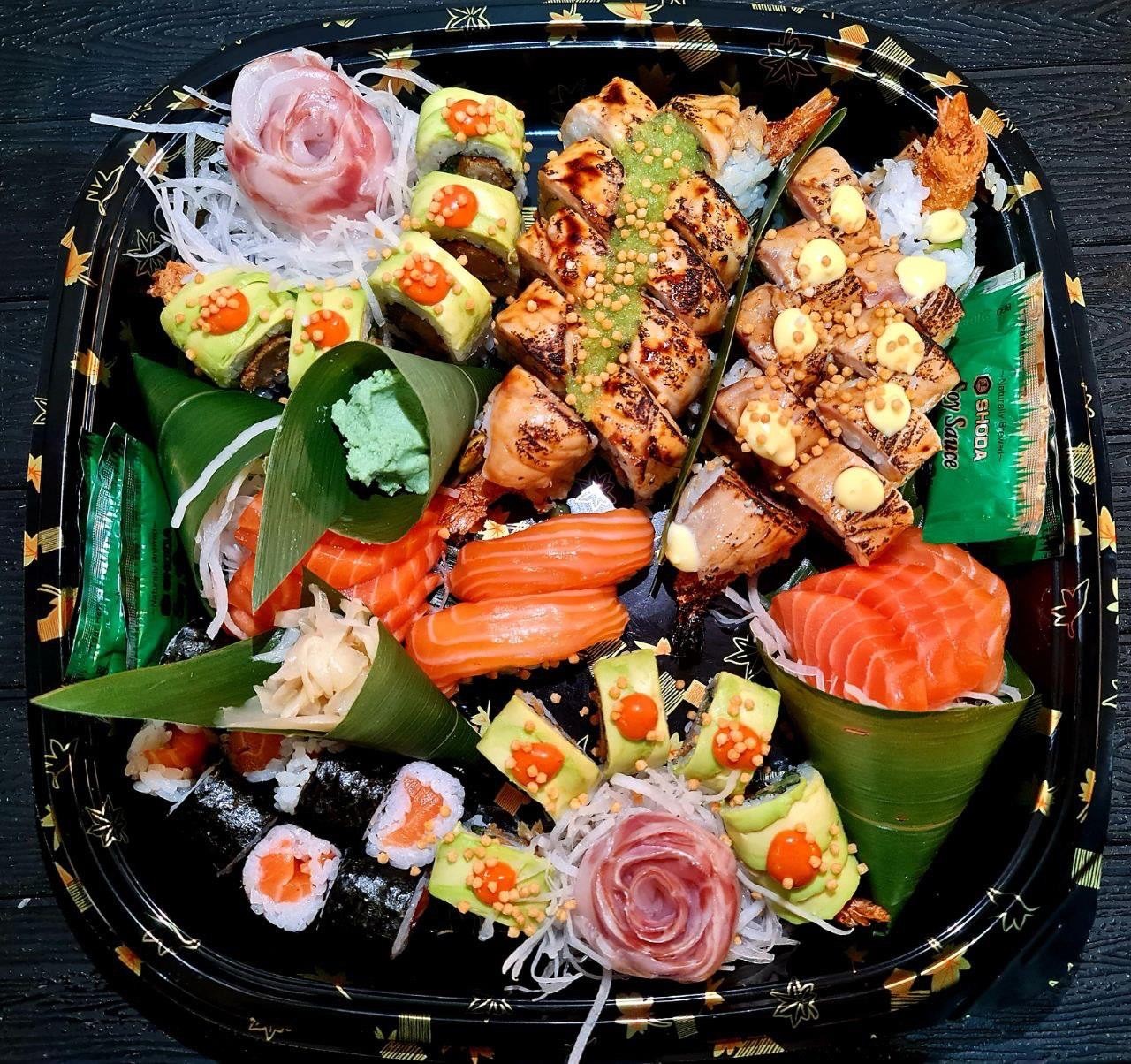 Asian Restaurant in Windsor - Intoku