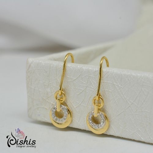 If you want to look gorgeous then get designer earring from Dishis Jewels