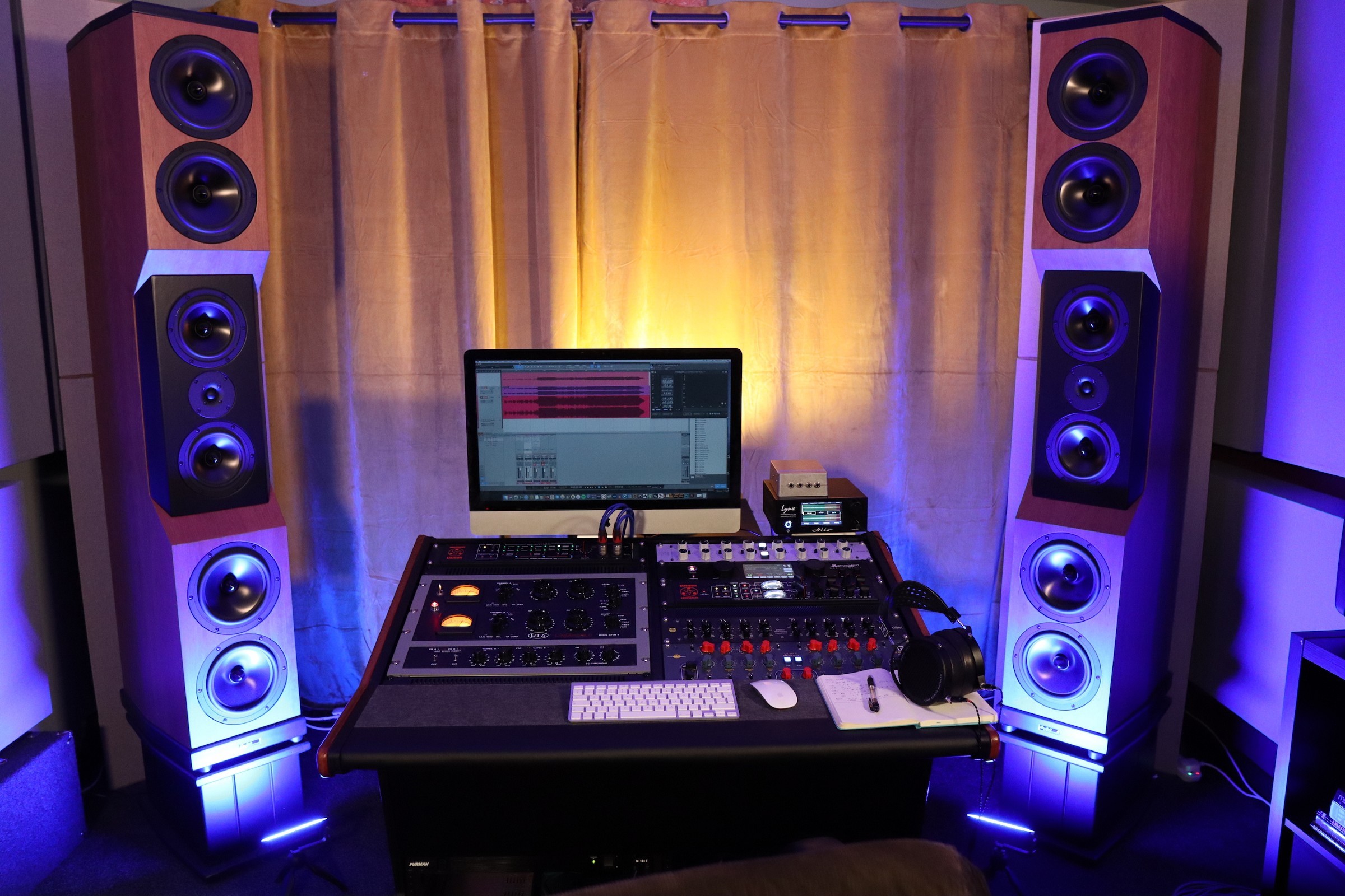 Mastering studio