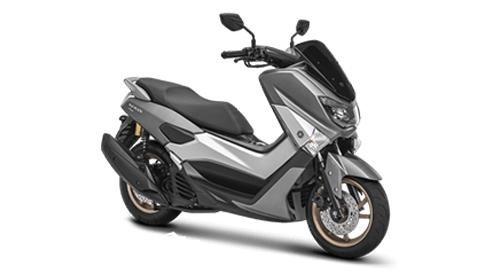 Yamaha Nmax Driving