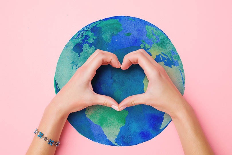 We love earth!