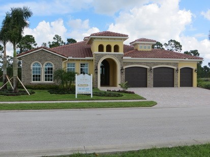 Luxury Homes at Tesoro Golf and Country Club in Port St. Lucie, FL