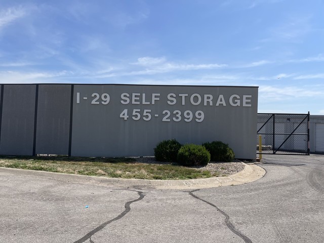 I-29/I-35 Self Storage
