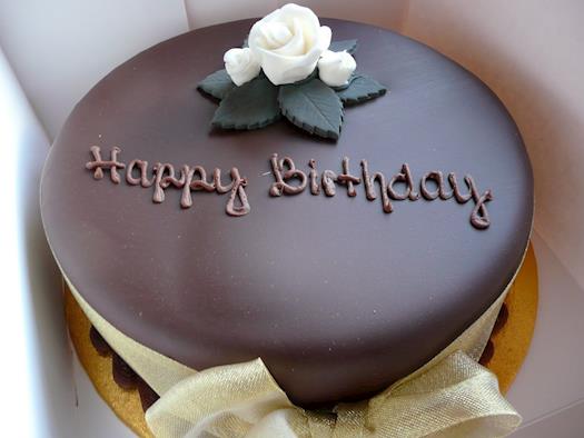 Online cake delivery in Noida at best price