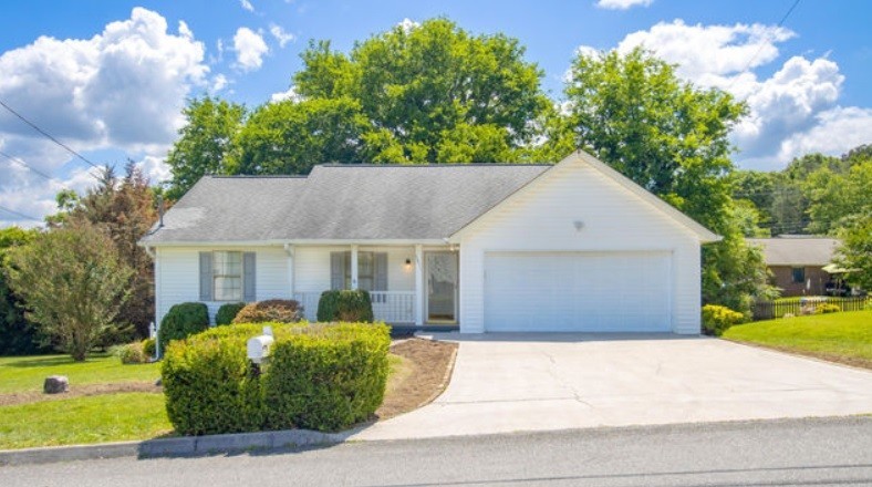 Make an easy approach with Southern Sky Home Buyers to sell house in Knoxville
