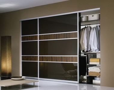 Make Your Rooms Interior with Sliding Mirror Closet Doors