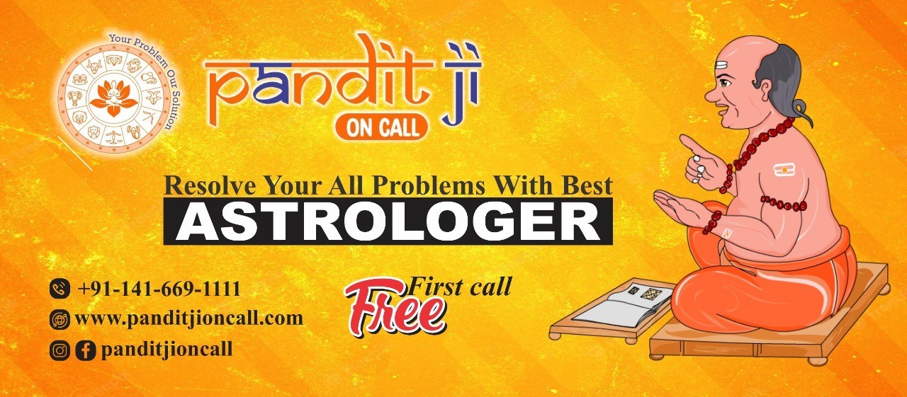 Navigating Life's Pathway with an Online Astrologer
