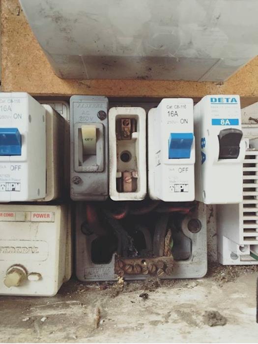 Don't Mess With Electricity - Call Emergency Electrical Contractor Melbourne