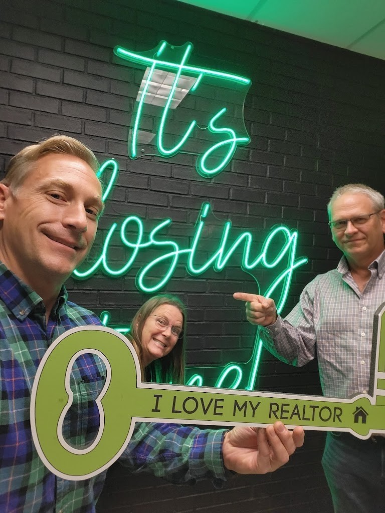 Gary Wales, Realtor