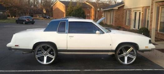 1987 Cutlass Supreme on 24'' Iroc's