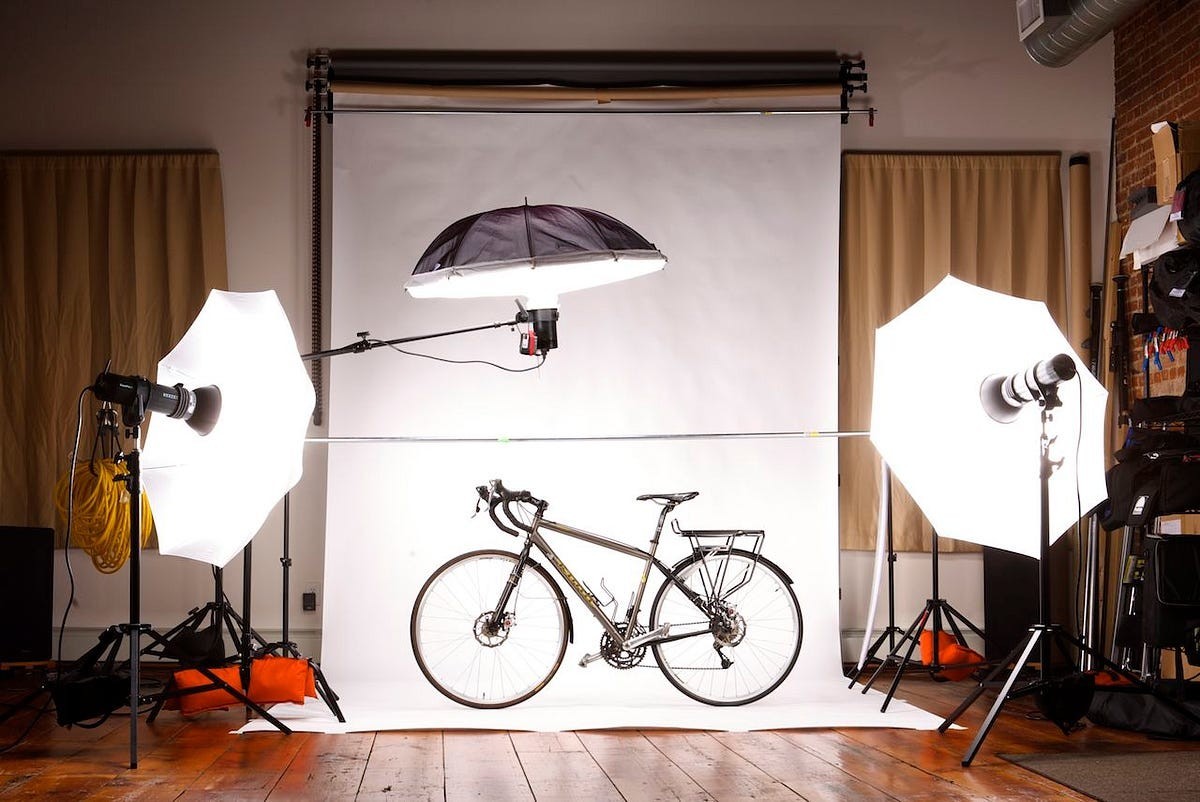 Hire the best Product Photographers in Pune, IN