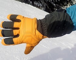 ski gloves for men