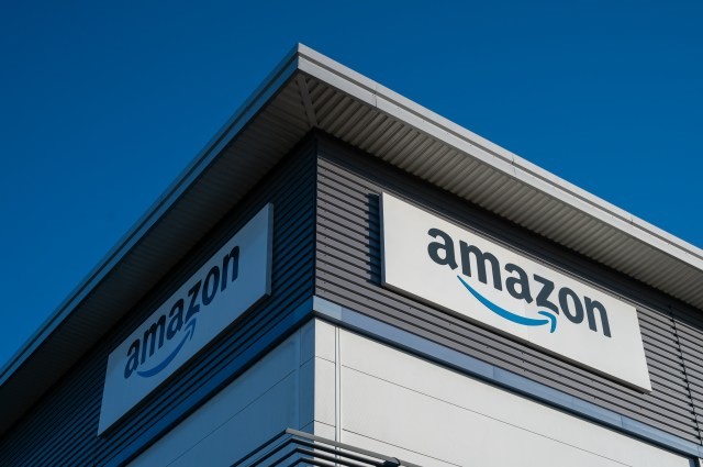 Rescue underway at Northern California Amazon warehouse, woman trapped in machinery