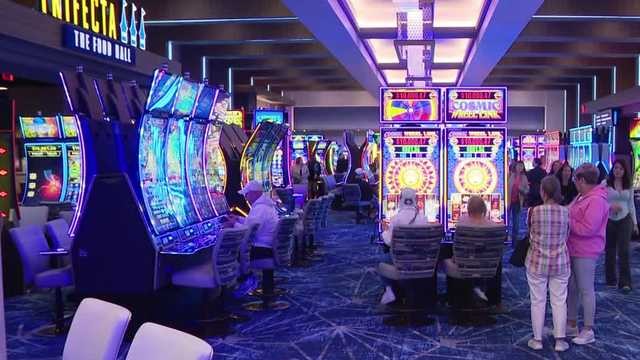 Omaha's War Horse Casino opens its expansion, featuring smoking section, Nebraska Ale House