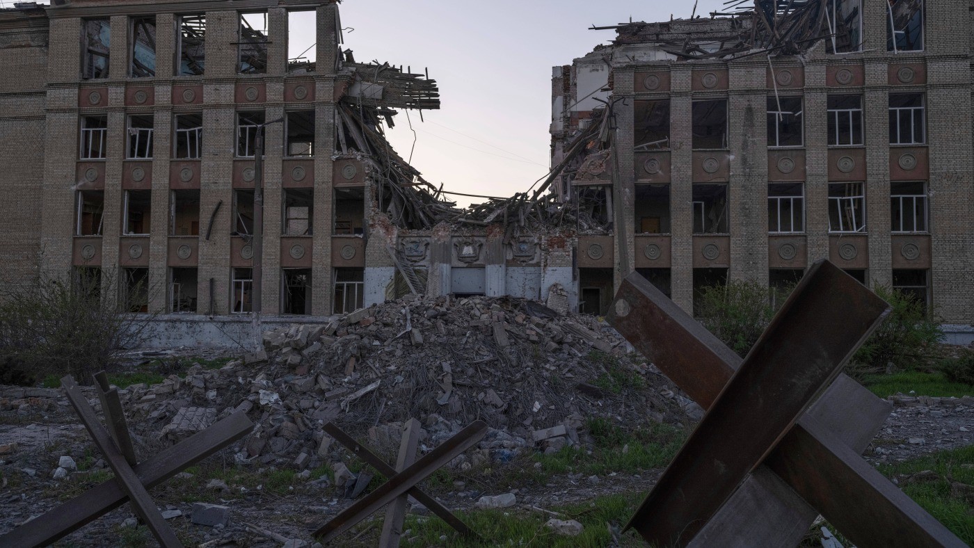 Zelenskyy says Russia trying to create 'impression of ceasefire' as attacks continue