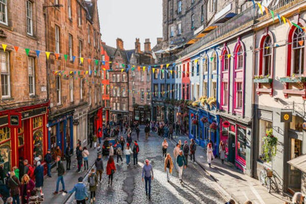 Edinburgh’s Historic Debut As Host Of The 2027 Tour De France: Must-Know Insights - Travel And Tour World