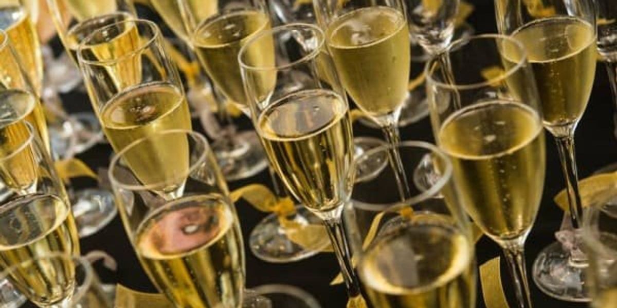 One of Fort Worth's coolest bars serving champagne and jazz is closing